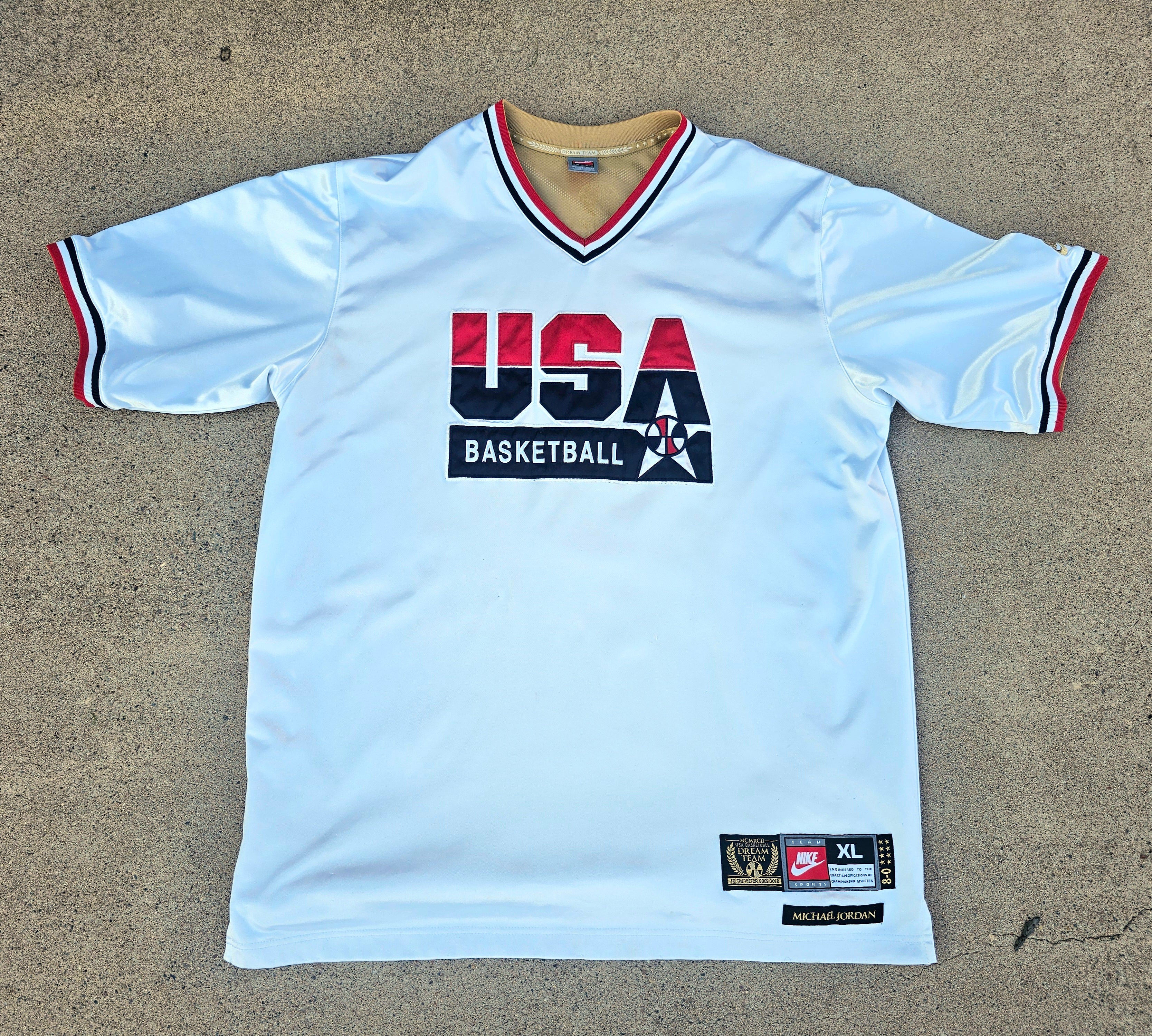 ウェア Nike 1992 DreamTeam Michael Jordan A2010 MICHAEL JORDAN 1992 Dream Team USA Navy MITCHELL & NESS