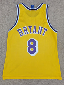 Vintage Mens Champion Los Angeles Lakers Kobe Bryant #8 Jersey Size 40-Gold