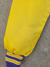 Load image into Gallery viewer, Rare Vintage Mens Chalk Line Los Angeles Lakers Spellout Satin Button Up Jacket Size Medium-Gold