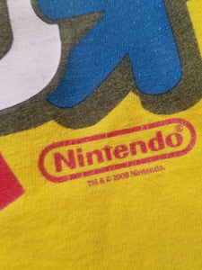 Mens 2008 Nintendo Super Mario Bros. Tshirt Size Medium-Yellow
