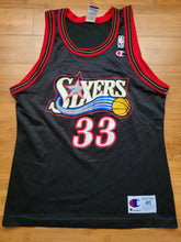 Load image into Gallery viewer, Vintage Mens Champion Philadelphia 76ers Jumaine Jones Jersey Size 40-Black