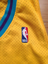 Load image into Gallery viewer, Mens Adidas New Orleans Hornets Chris Paul Swingman Jersey Size XXL-Yellow