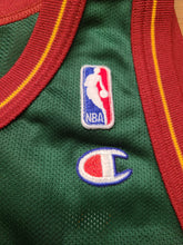 Load image into Gallery viewer, Vintage Mens Champion Seattle Supersonics Gary Payton Jersey Size 48-Green