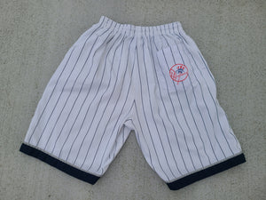 Vintage Mens Starter New York Yankees Pinstripe Shorts Size Small-White