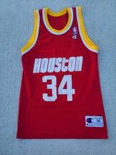 Load image into Gallery viewer, Vintage Mens Champion Houston Rockets Hakeem Olajuwon Jersey Size 36-Red